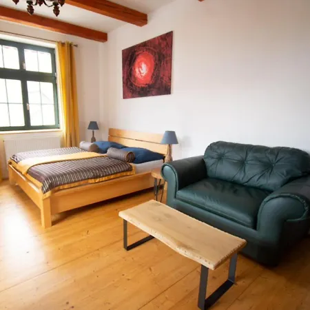 Sirius F In Center Of Cb Apartment *